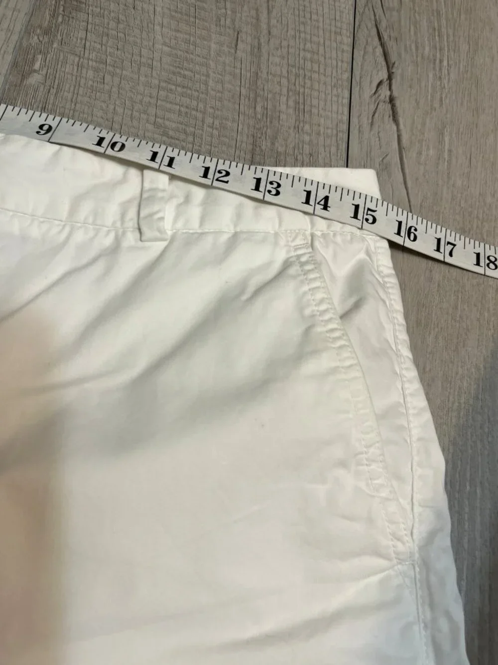 M&S Collection White Chino Shorts Size US 6 Cuffed Cotton Minimalist Preppy 29